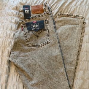 NWT LEVIS 501 Skinny